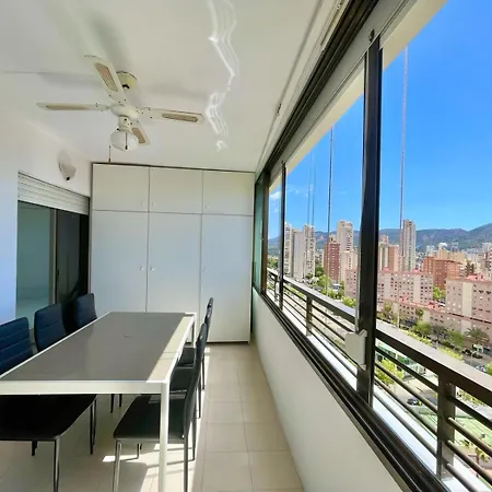 Gemelos XII Benidorm Levante Esterno foto