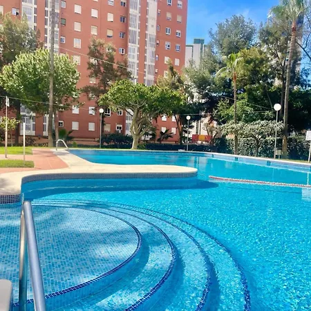 Gemelos XII Benidorm Levante Esterno foto